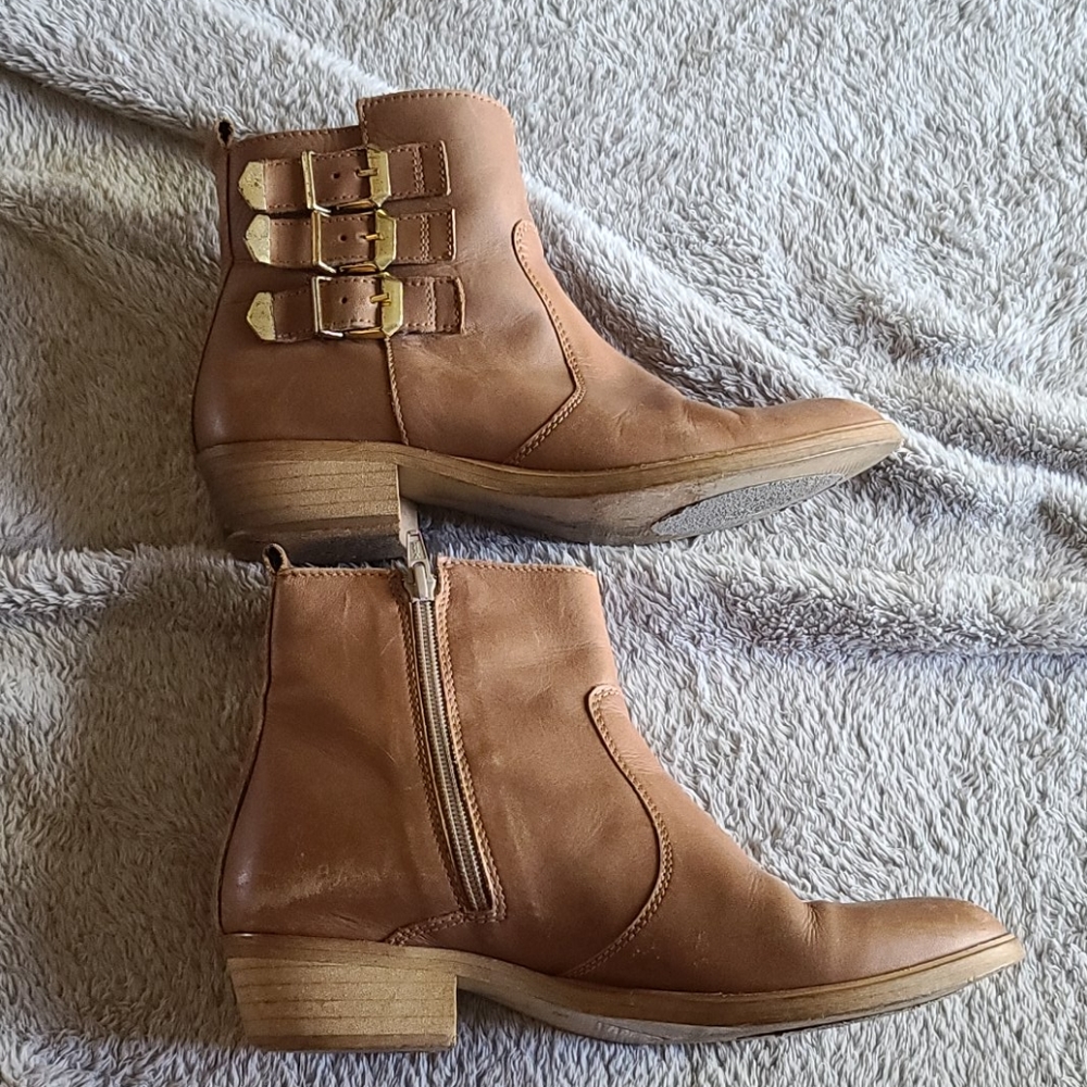 Aldos Booties - Picture 3 of 4